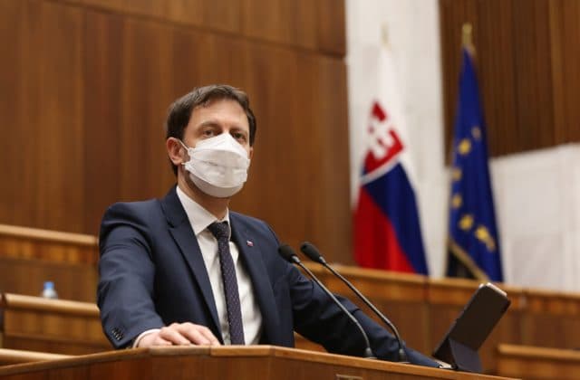 Hegerovou prioritou je stabilná vláda, koalícia obstála v skúške a pokus o jej rozbitie zlyhal