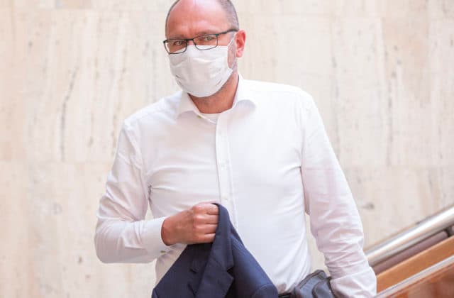 SaS nepodporí skrátené legislatívne konanie k štátnemu rozpočtu, Sulík chce najskôr odpovede na otázky