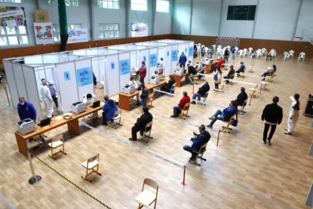 Košický samosprávny kraj vydáva po očkovaní potvrdenia v dvoch jazykoch