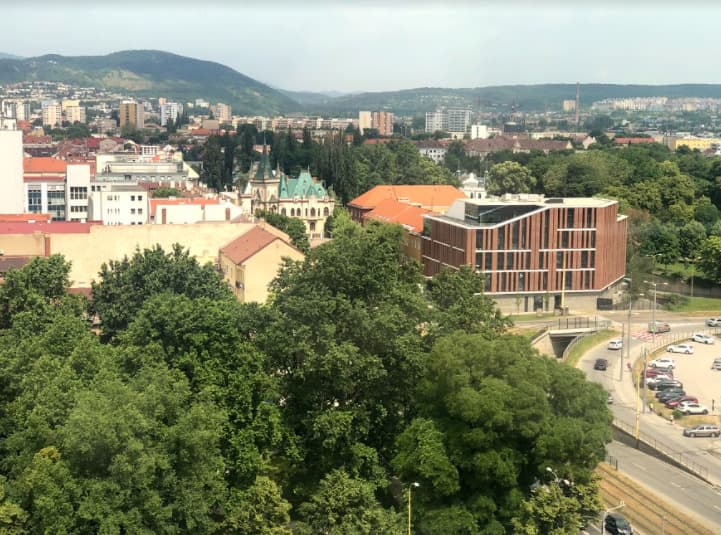 Predseda Košického samosprávneho kraja  rozdelil 160-tisíc eur na projekty, ktoré zlepšia život obyvateľom kraja