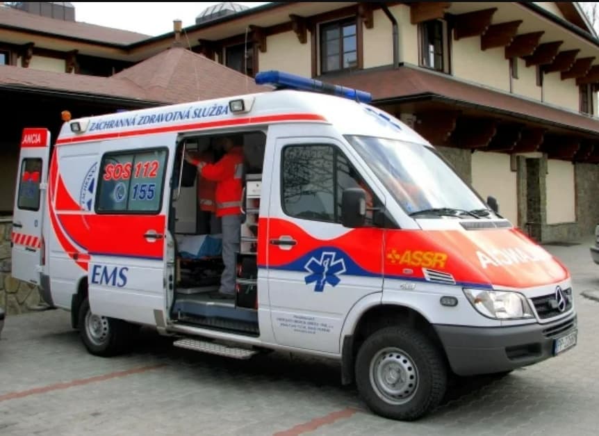 Asociácia dopravnej zdravotnej služby oslovila listom Hegera, žiada odmeny pre vodičov sanitiek