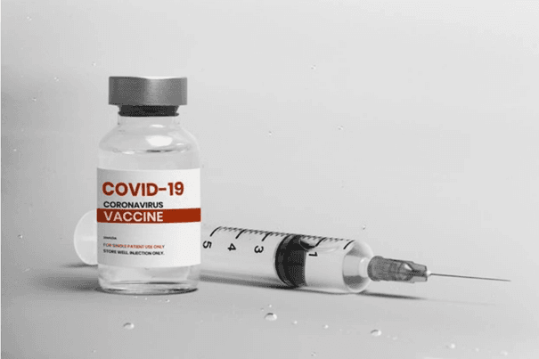 EMA by mohla do konca roka rozhodnúť o schválení ďalších štyroch vakcín proti COVID-19
