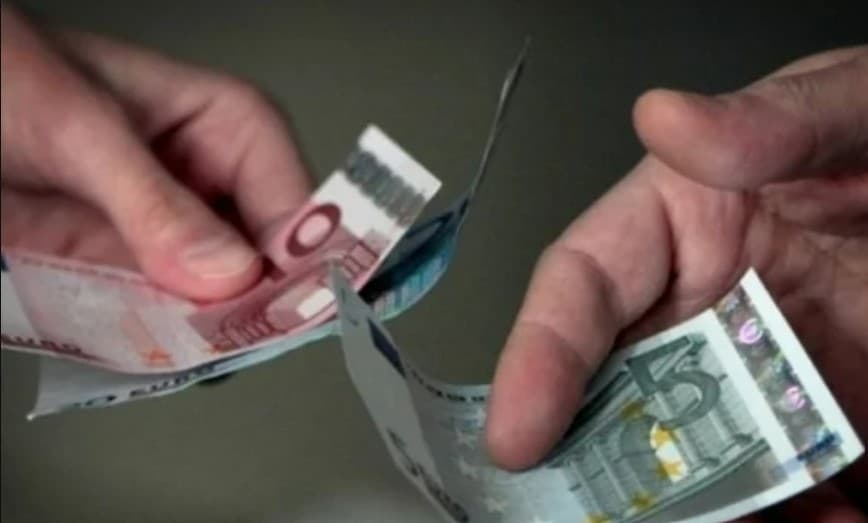 Bývalý šéf kontrarozviedky SIS je vinný z korupcie, dostal trest 11 rokov