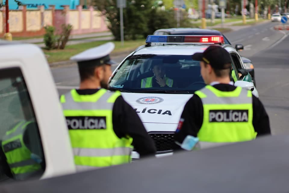 Na východnej hranici zadržala polícia dvoch Uzbekov a Kazacha