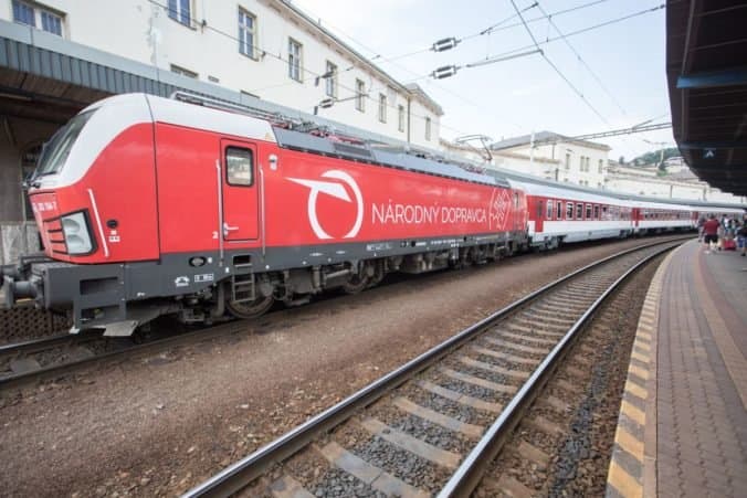 Mimoriadne letné vlaky znova priblížia turistické zaujímavosti v regiónoch Slovenska