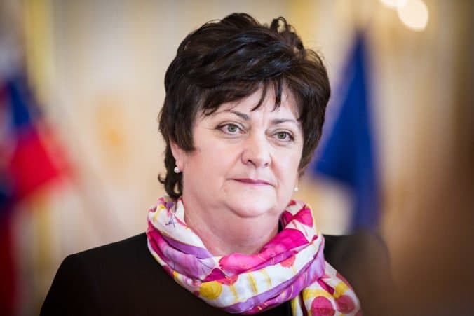 Demokracia nedokáže zabezpečiť osobné a politické práva a slobody bez občianskej spoločnosti