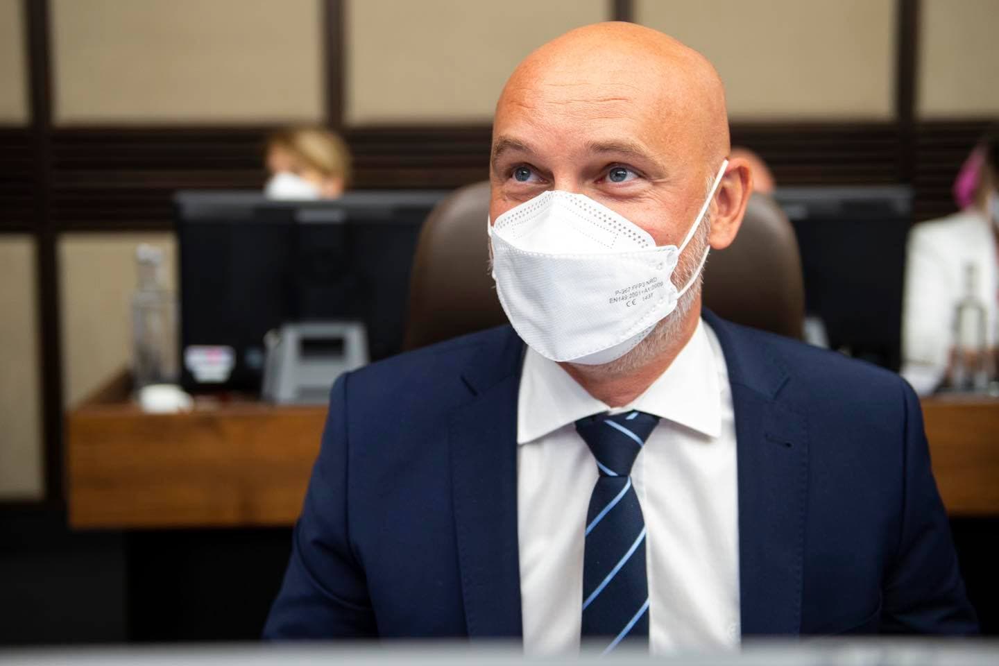 O pravidlách návratu do škôl bude ministerstvo školstva informovať v januári