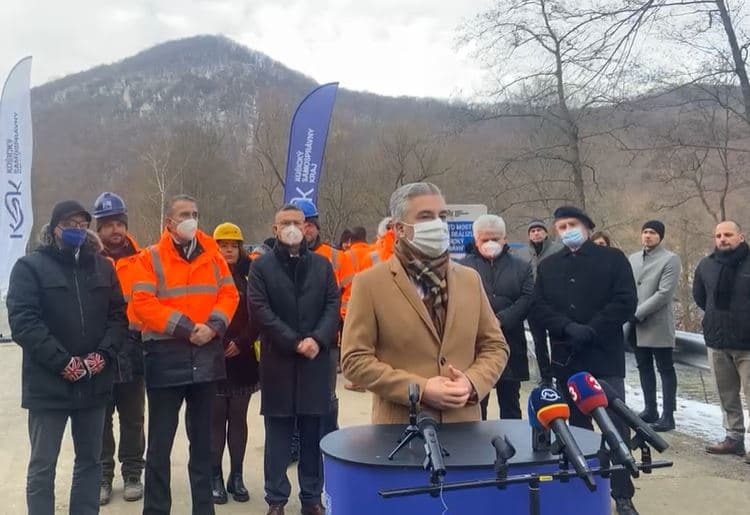 Sprejazdnili nový most nad Hornádom pri Kysaku