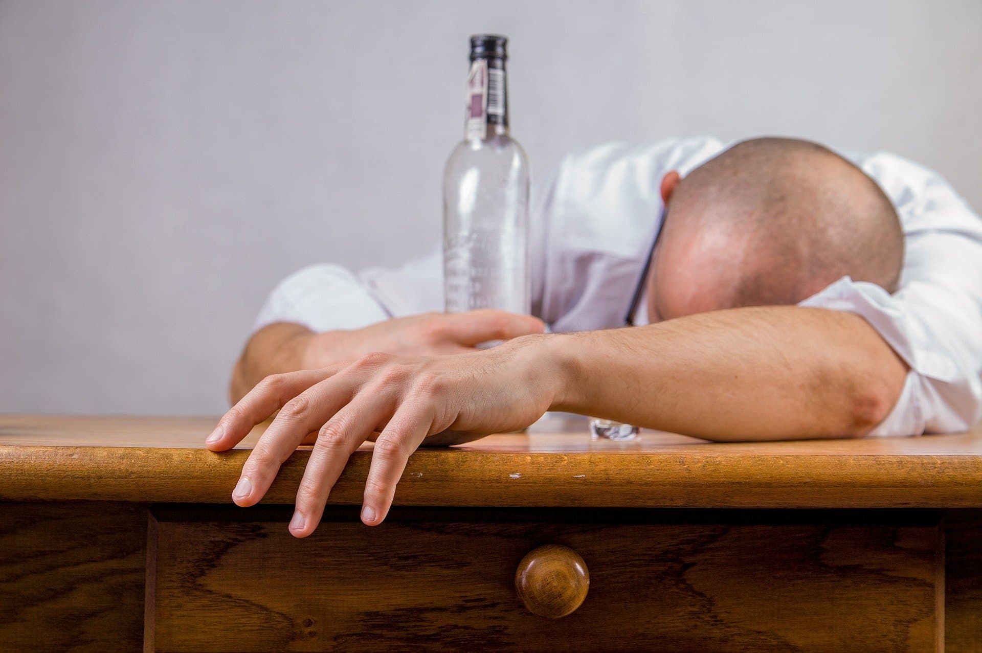 Najčastejším dôvodom hospitalizácií v psychiatrických ambulanciách je alkoholizmus