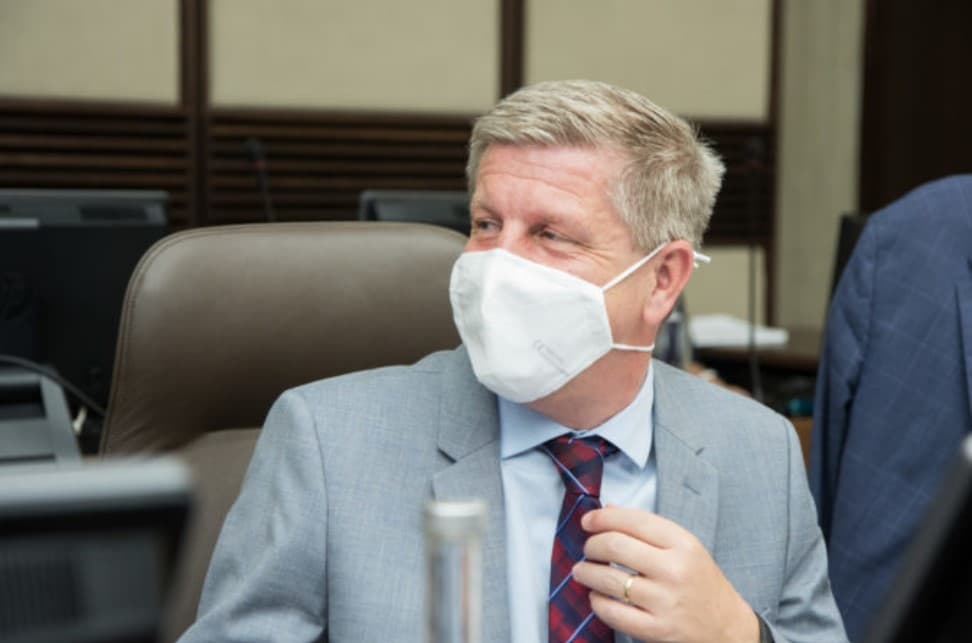 Zdravotníkom chceme vyhovieť v maximálnej možnej miere, povedal Lengvarský