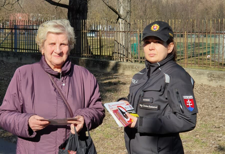 Polícia upozorňuje na nové podvodné praktiky páchateľov za účelom získania hotovosti a cenností