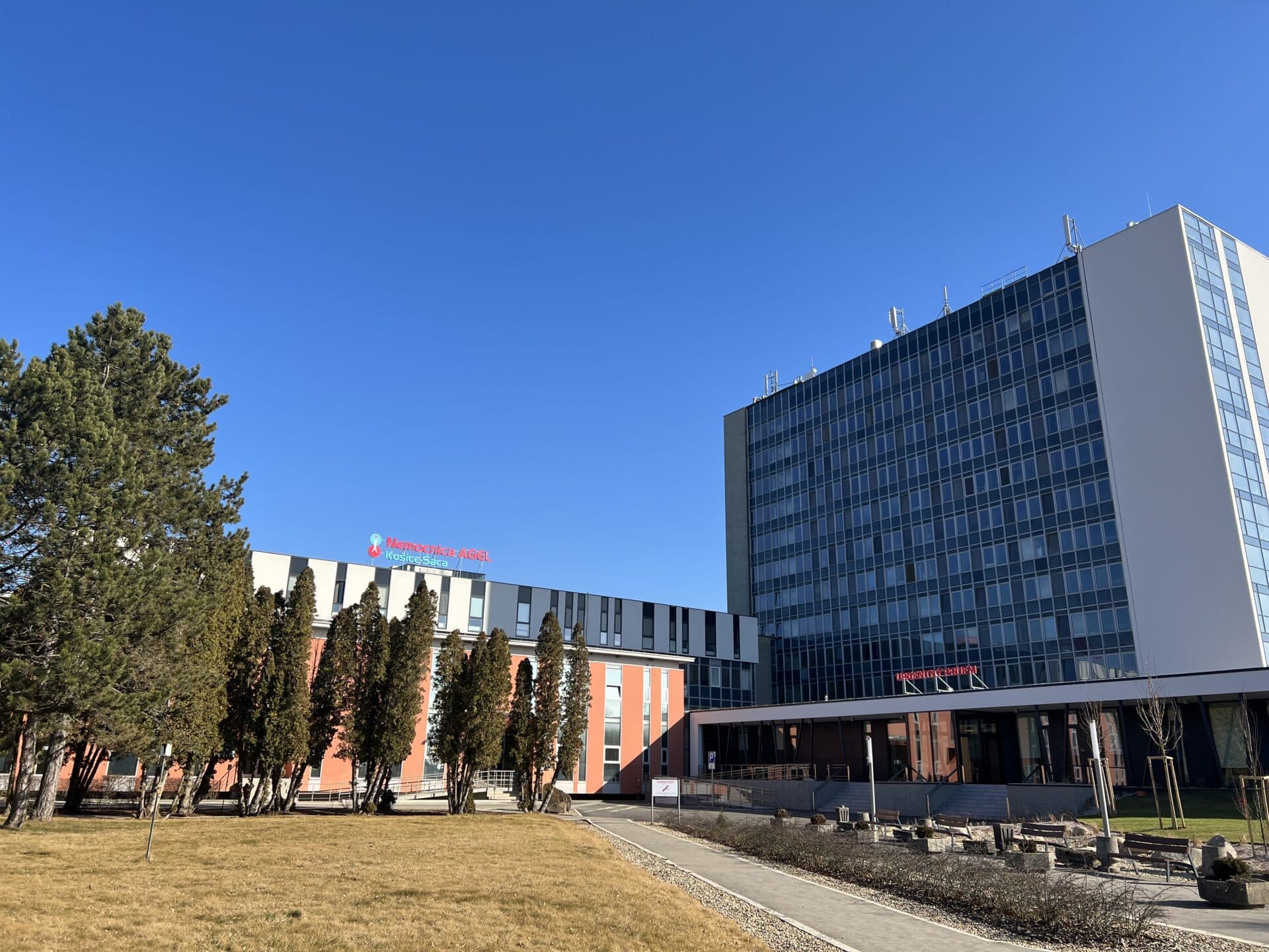 Šačianska nemocnica ruší reprofilizované oddelenia vyhradené pre COVID-19 pacientov