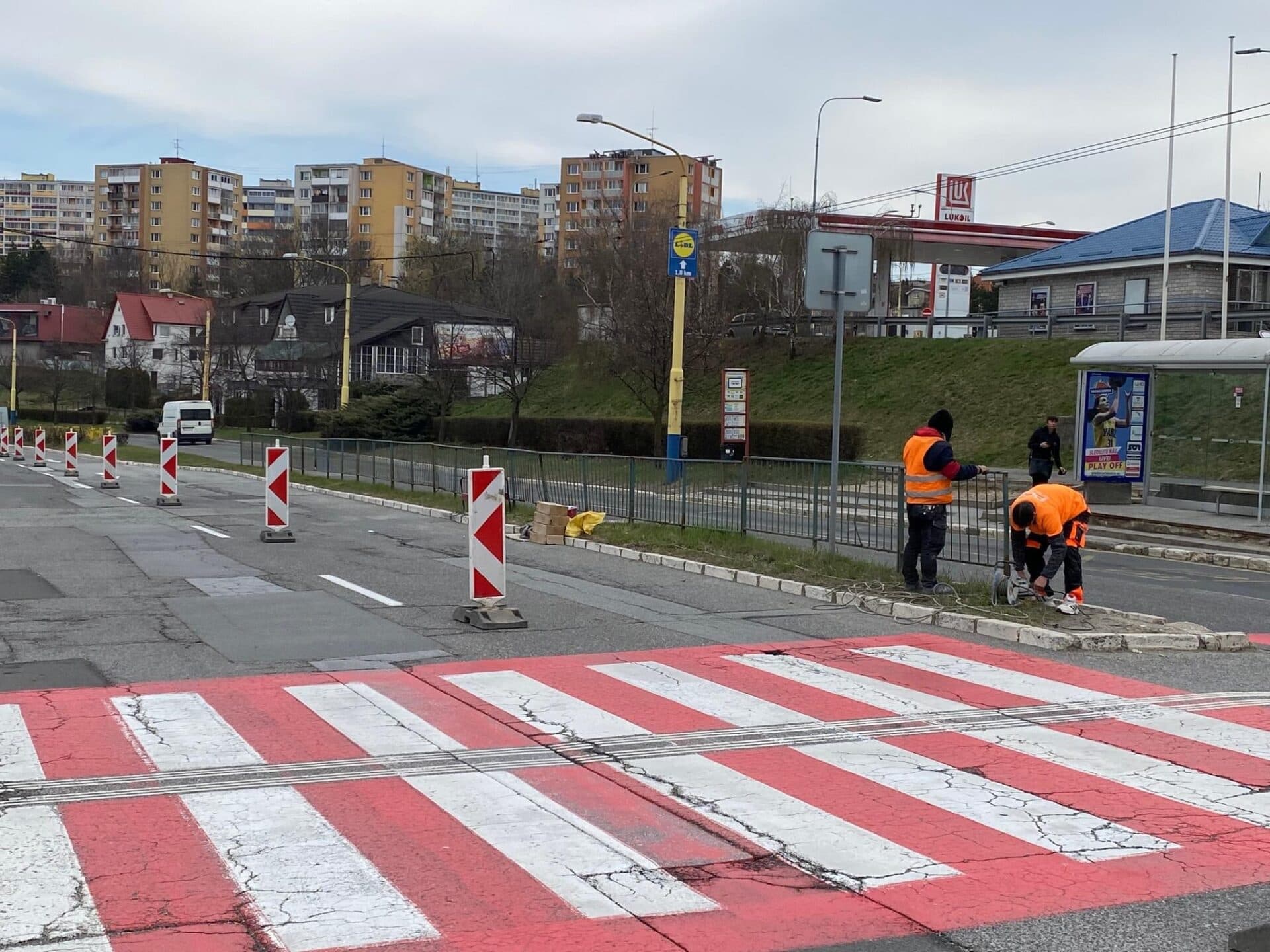 Vodiči prechádzajúci cez Furču si musia dať pozor na obmedzenia
