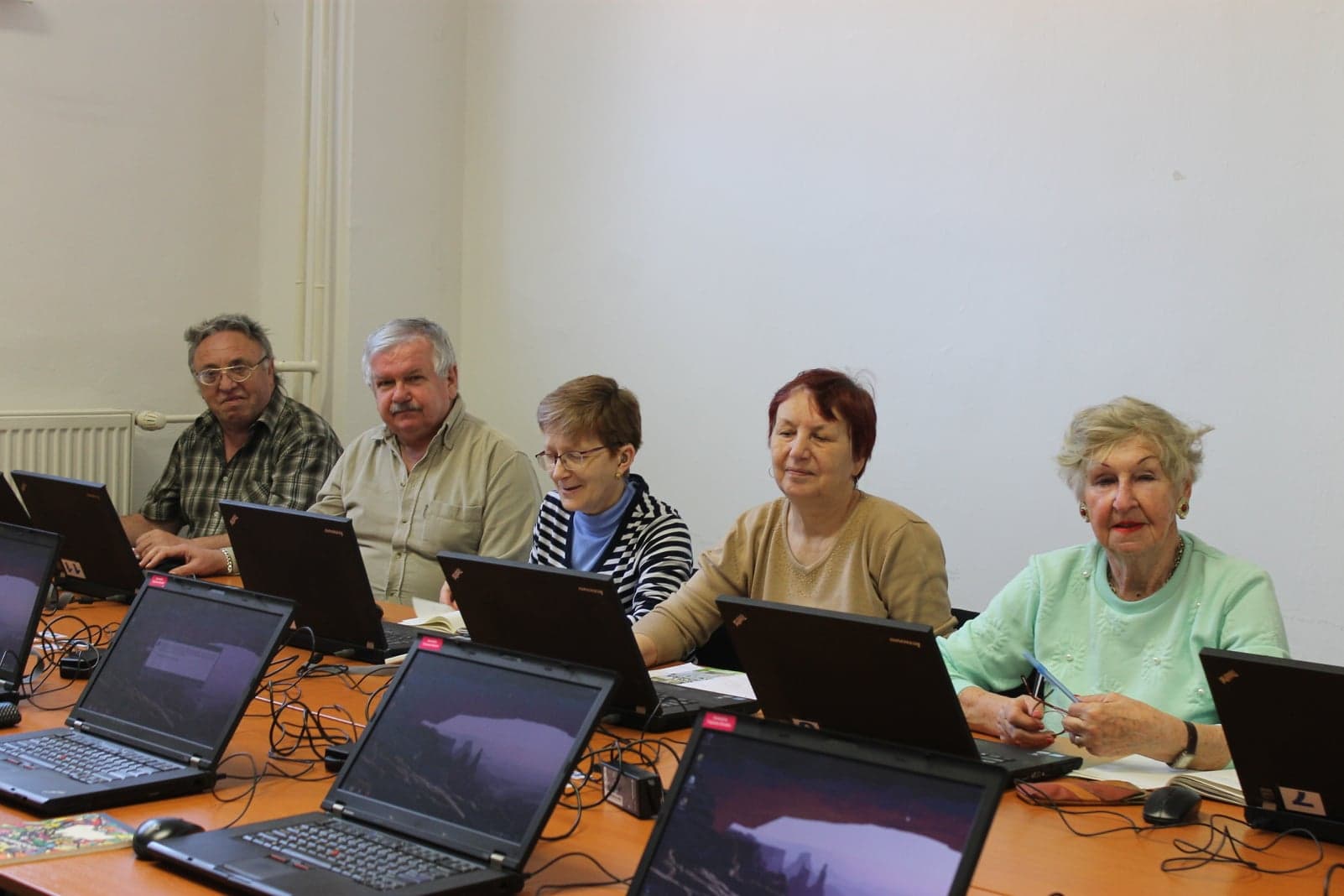 Mestská časť Košice – Západ organizuje počítačový kurz pre seniorov