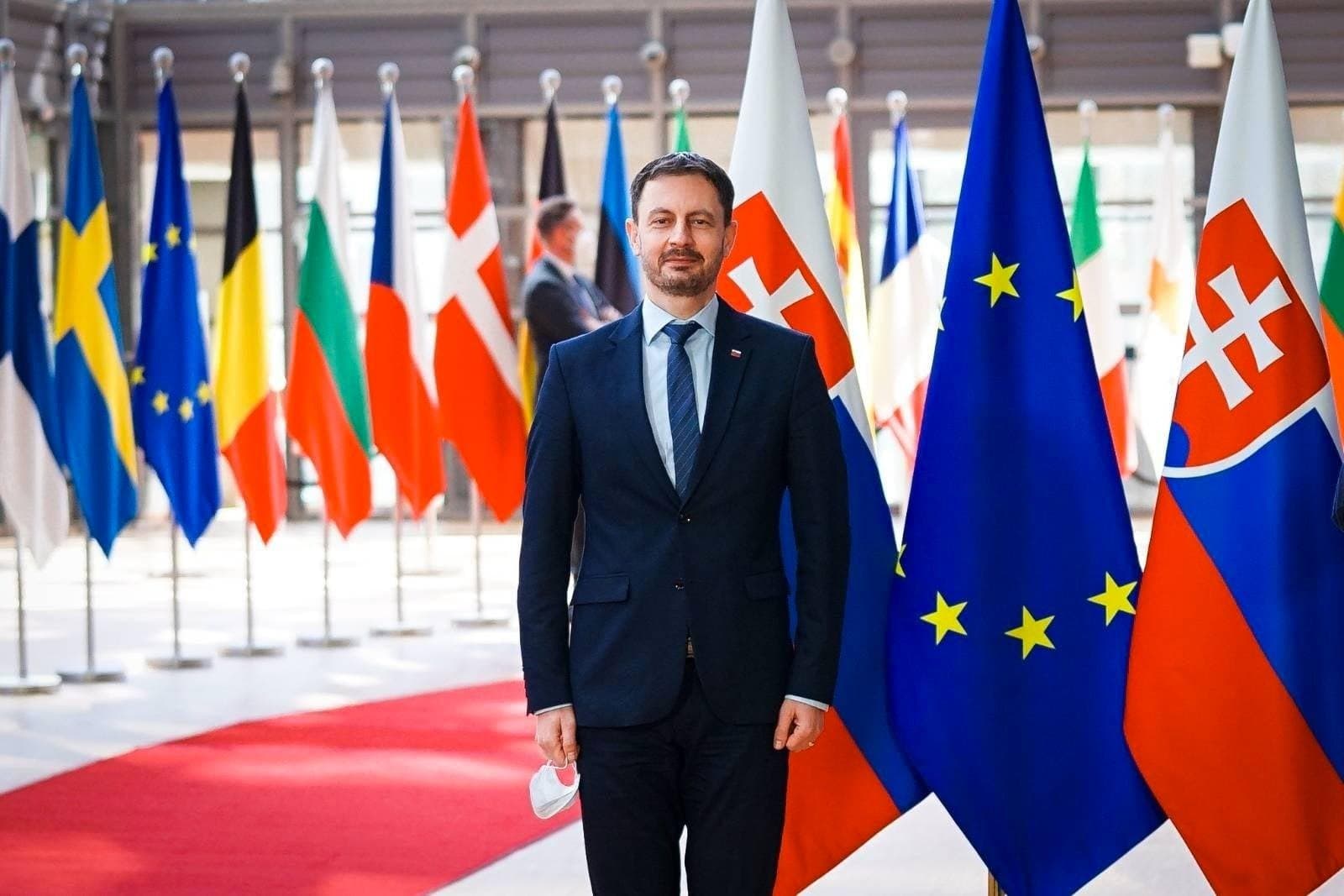 Premiér sa nemieša do práce orgánov činných v trestnom konaní