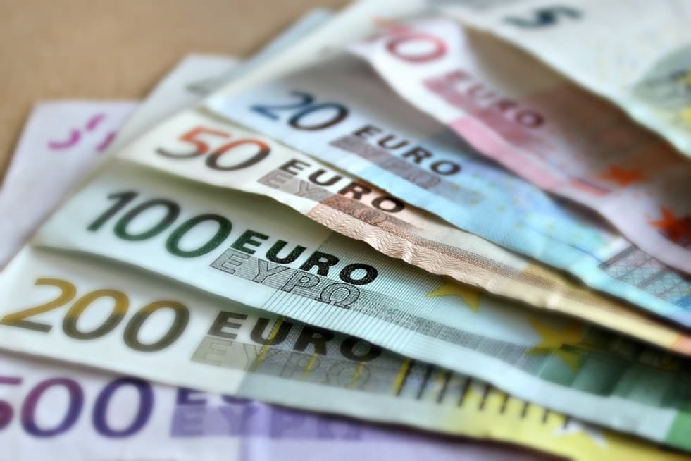Parlament a Rada EÚ sa dohodli na nových pravidlách pre adekvátne minimálne mzdy