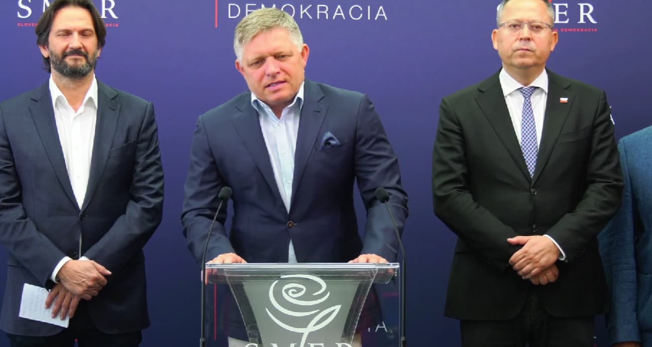 Smer-SD podáva trestné oznámenie pre nákup 8×8 transportérov