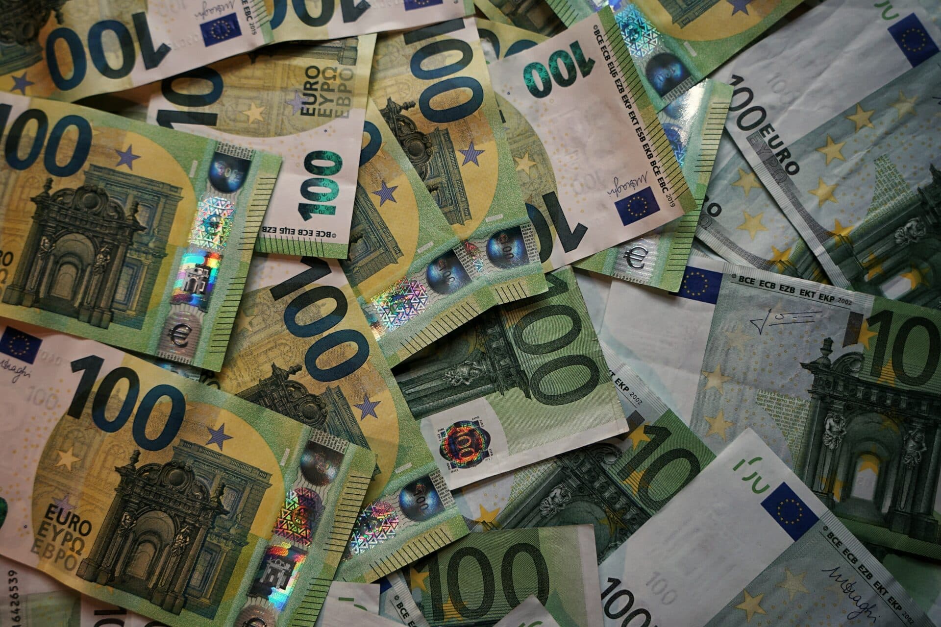 Pandémia koronavírusu podľa NKÚ odhalila limity štátnej správy, nedokázala vyplácať pomoc