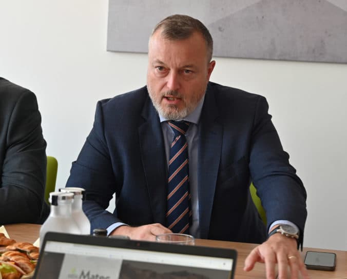 Krajniak predstavil balík inflačnej pomoci pre dôchodcov, navrhuje tri alternatívy
