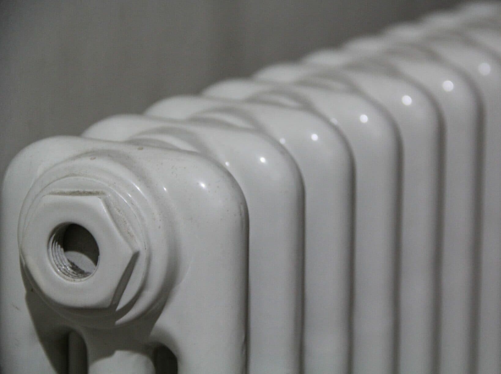 Vďaka zastropovaniu cien energií môžu domácnosti ušetriť až 3,6 miliardy eur