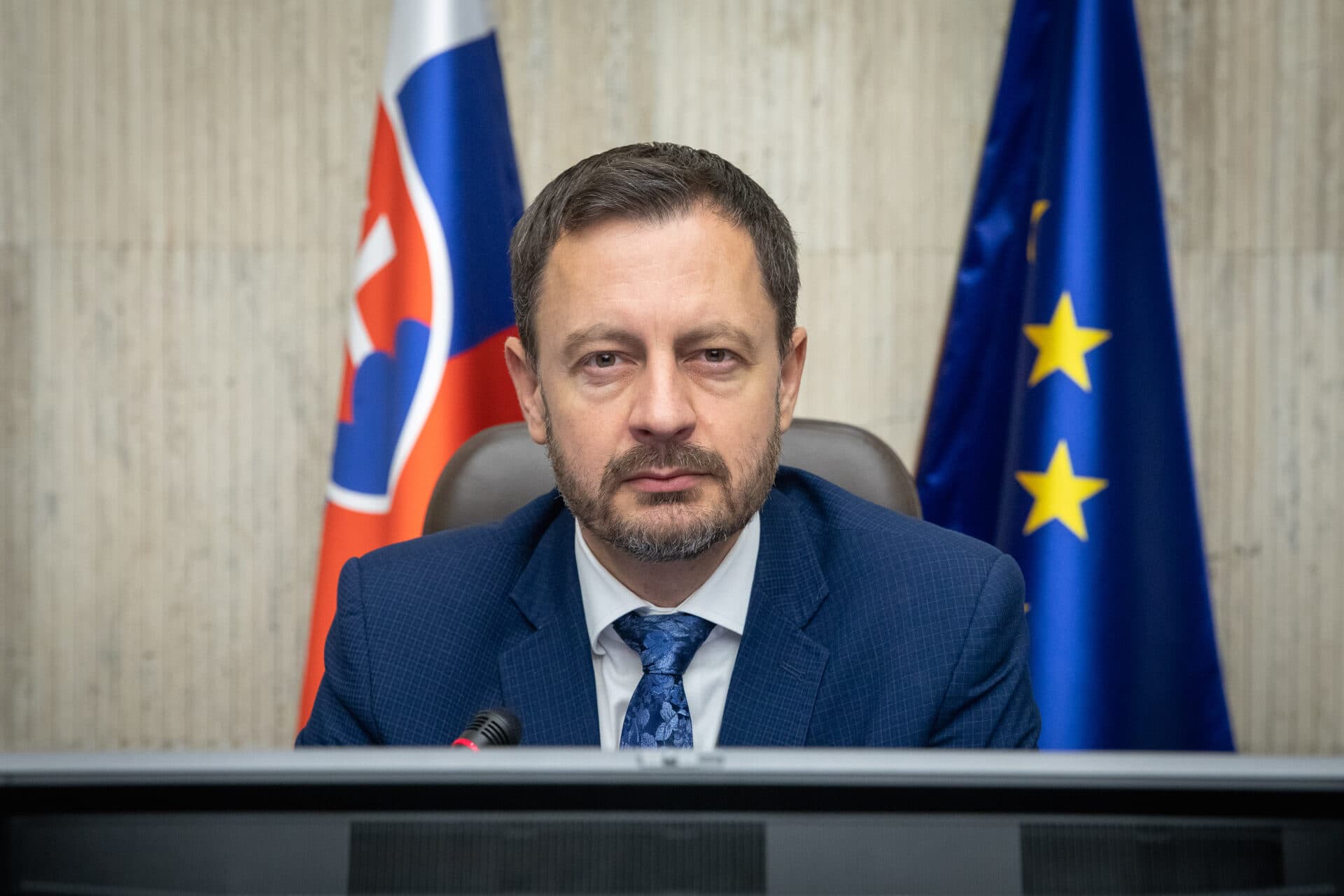 Je žalostné, že demokratické strany sa medzi sebou požierajú, vraví Heger