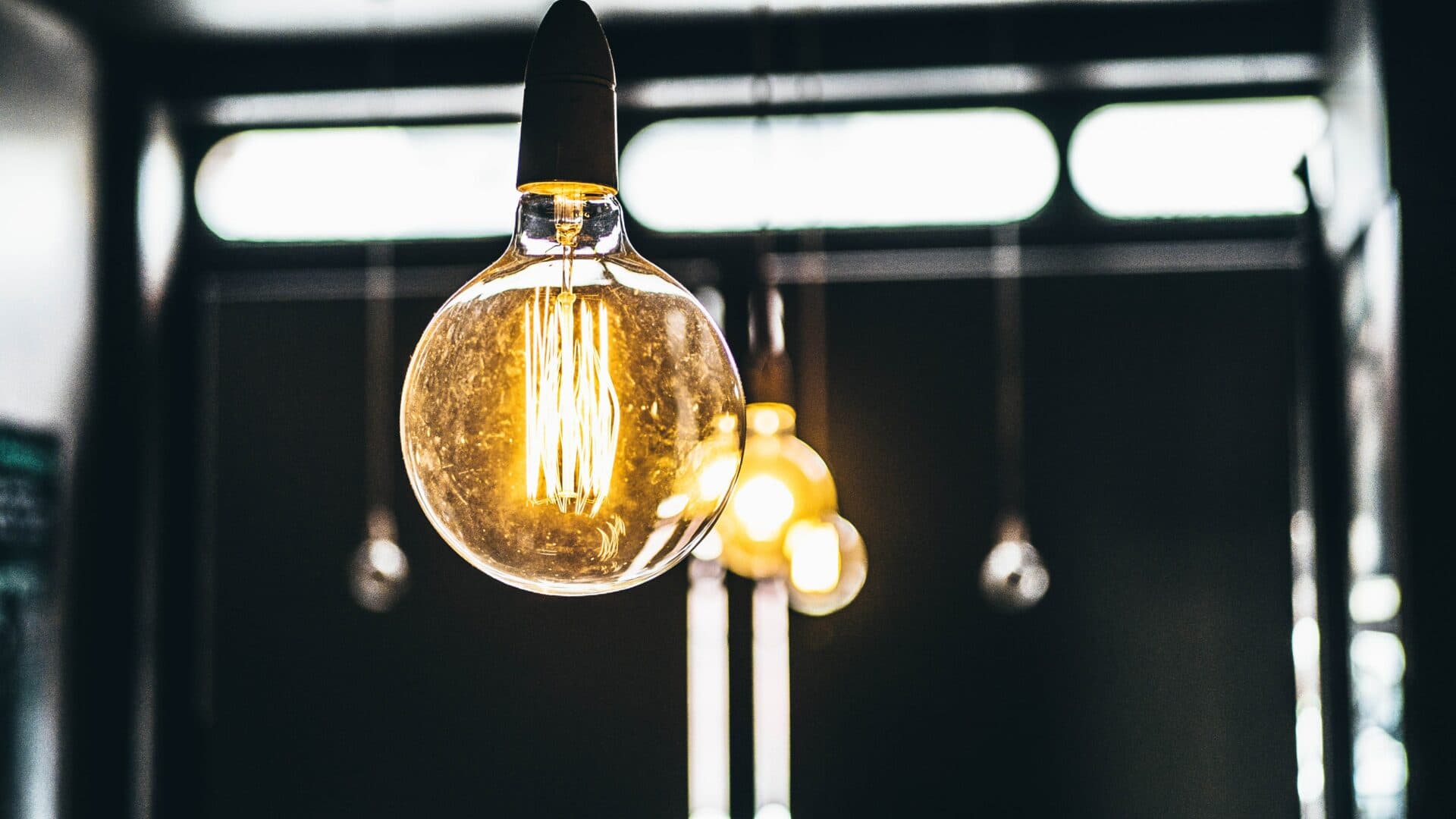 Pomoc samosprávam v boji s drahými energiami je tiež podmienená schválením budúcoročného rozpočtu