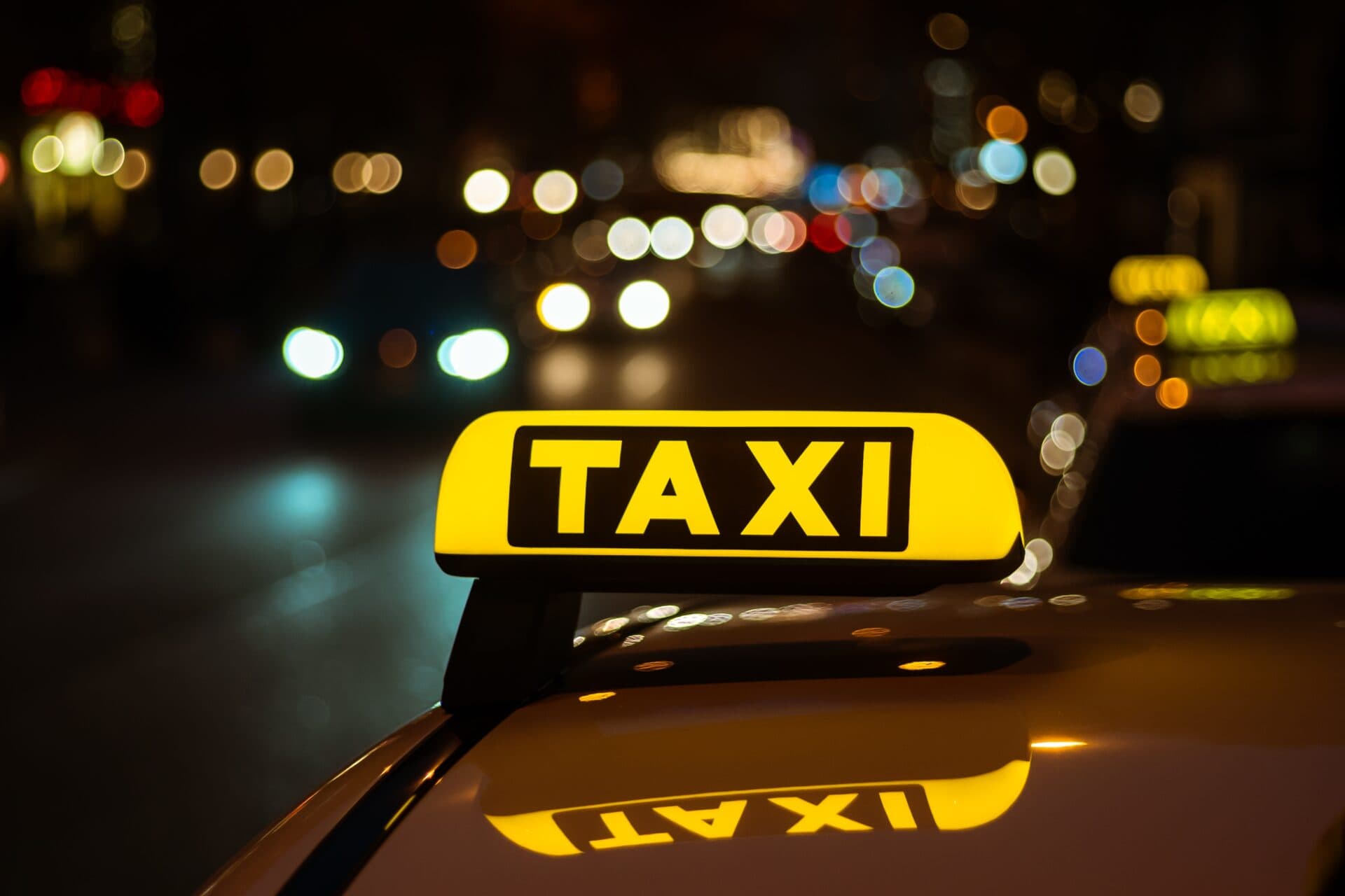 V Košiciach si posvietili na taxikárov. Zistili takmer 100 porušení