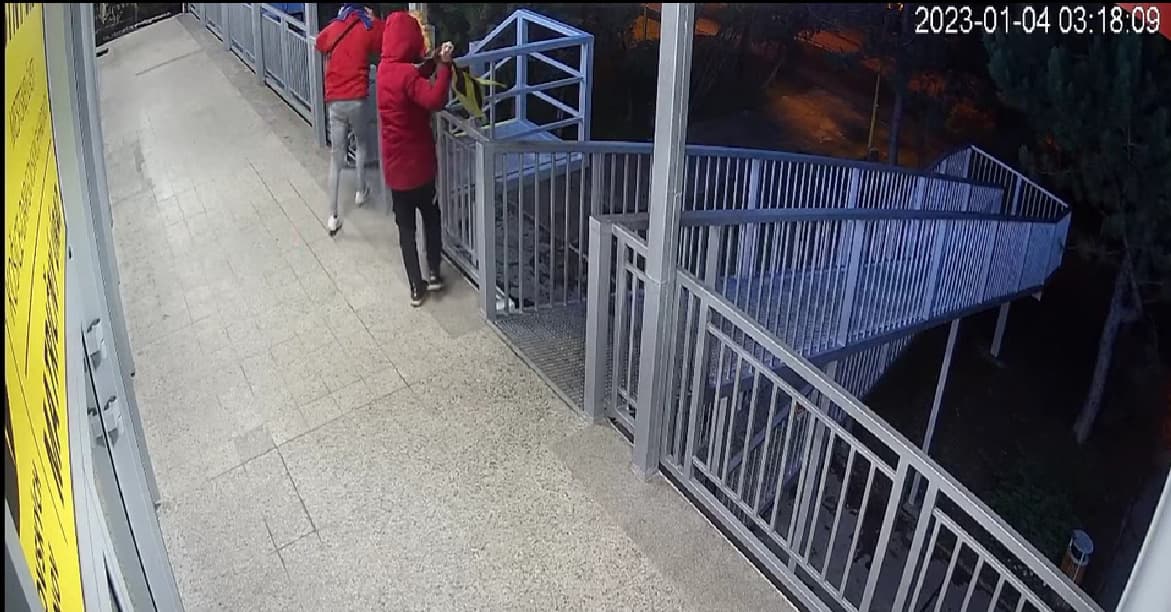 Tínedžeri vyčíňali na sídlisku Dargovských hrdinov!