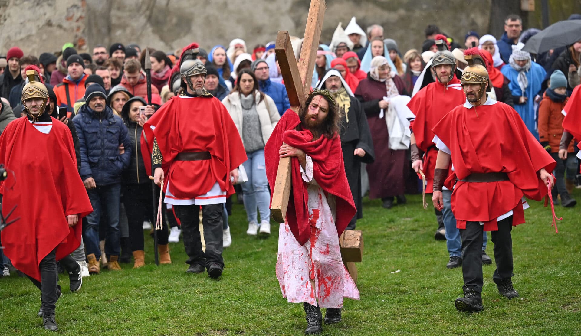 Veľkonočná vigília je noc, ktorou sa začína Veľkonočná nedeľa