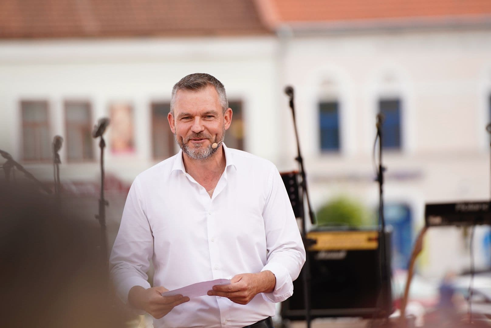 EXKLUZÍVNE Pellegriniho cesta po východe je vo FINÁLE: Lídra Hlasu vyprevadil nadšený dav v Rožňave