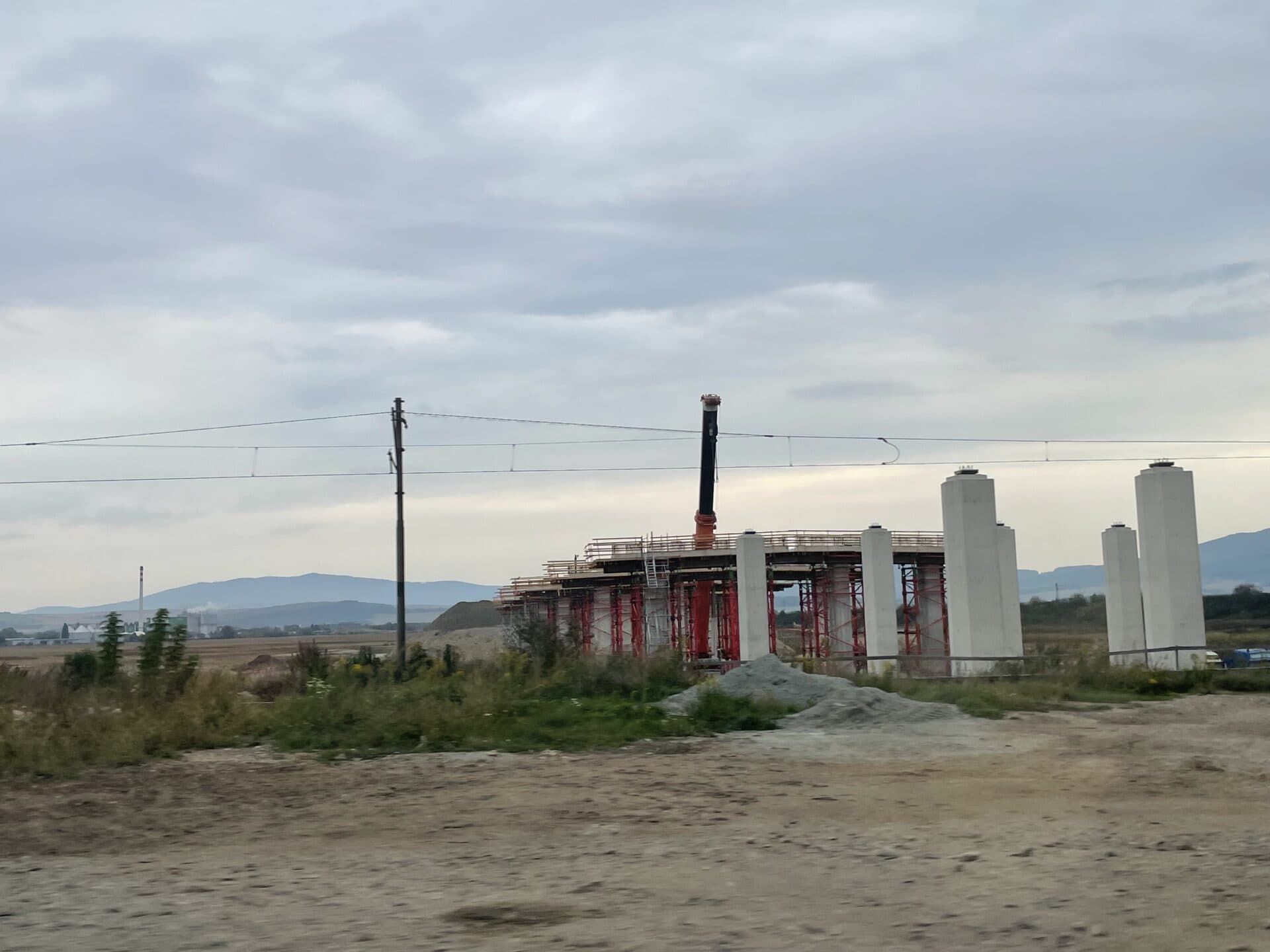 NDS pripravuje výstavbu ďalšej časti obchvatu Košíc po R2