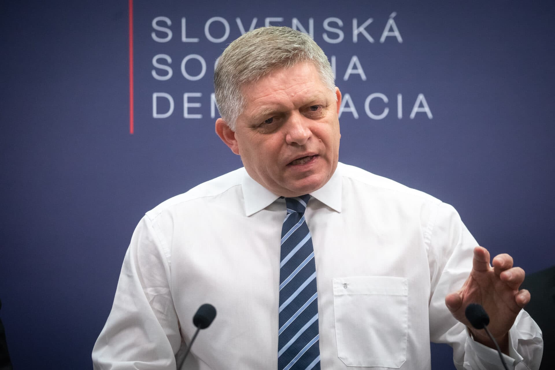 Ficova vláda plánuje zvýšiť príjmy do štátneho rozpočtu. Zaviesť by sa mala DAŇ za sladené nápoje