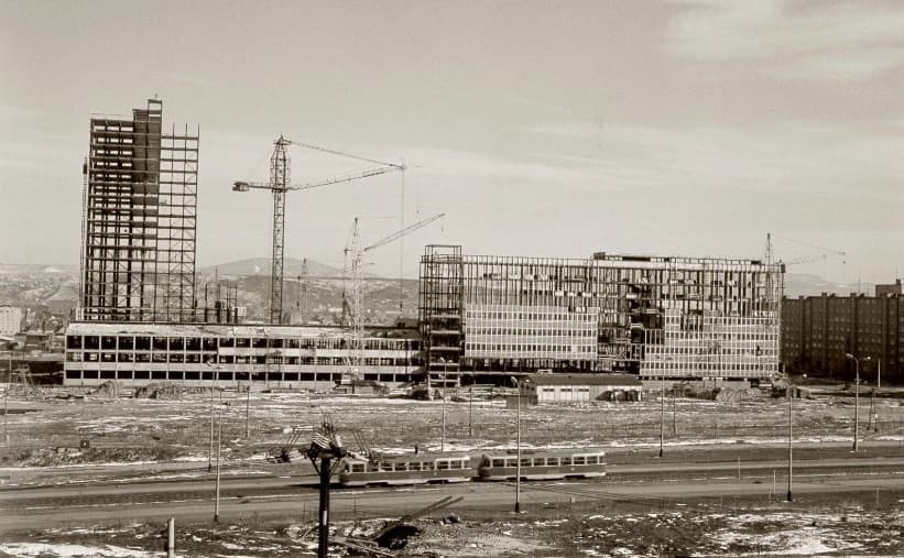 Má už vyše 40 rokov, no stále ju voláme nová. Nemocnica oslavuje výročie (FOTO)