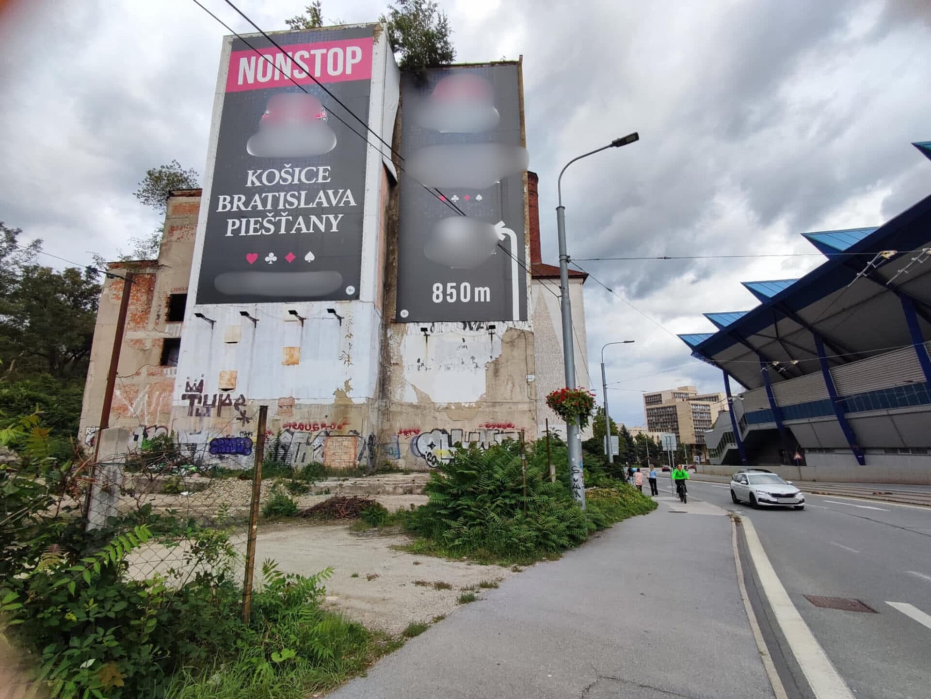 Na zanedbanom pozemku pri Starej sladovni sa bude stavať