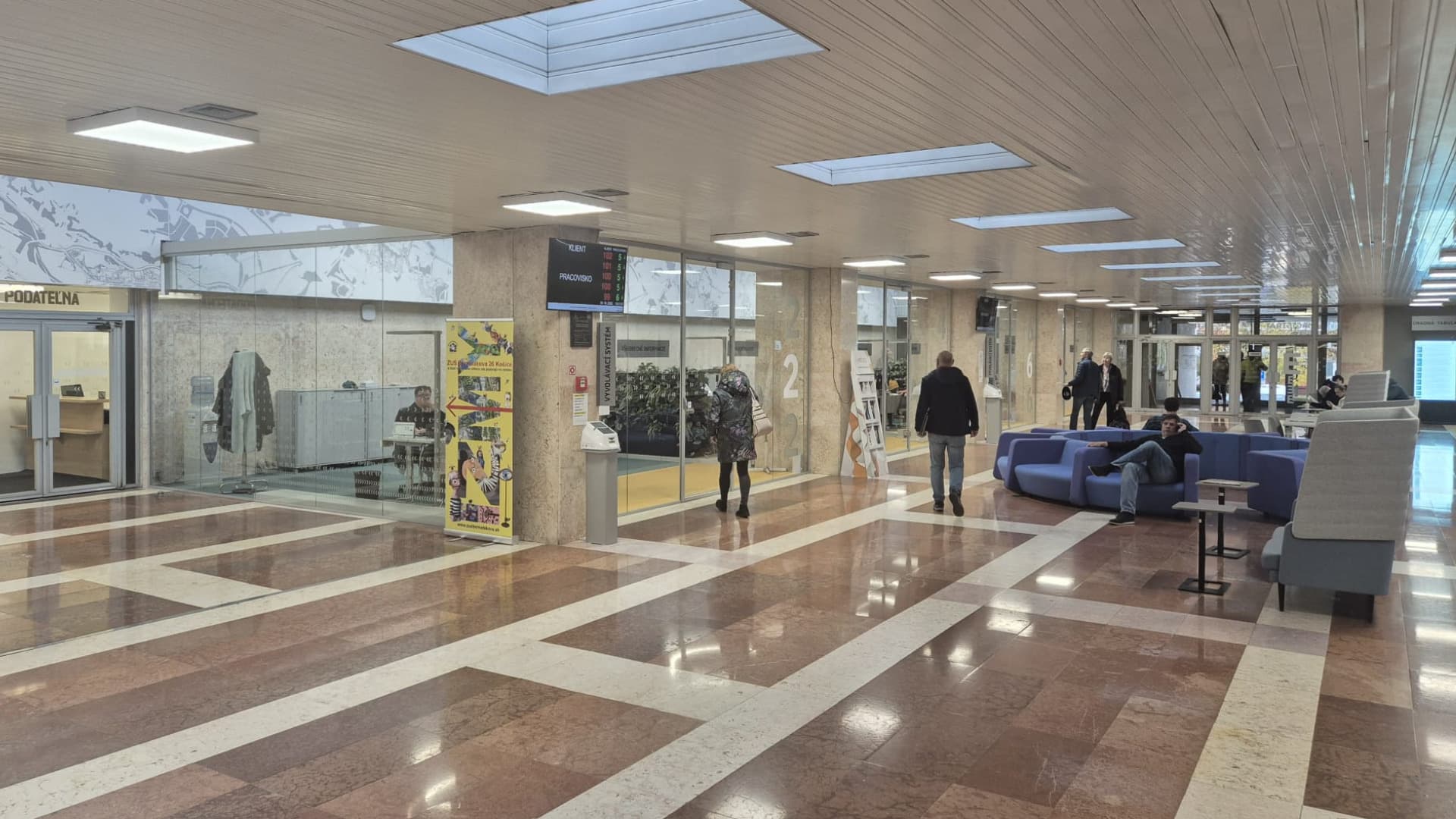 Vyhnite sa radom v januári a podajte daň z nehnuteľností už teraz
