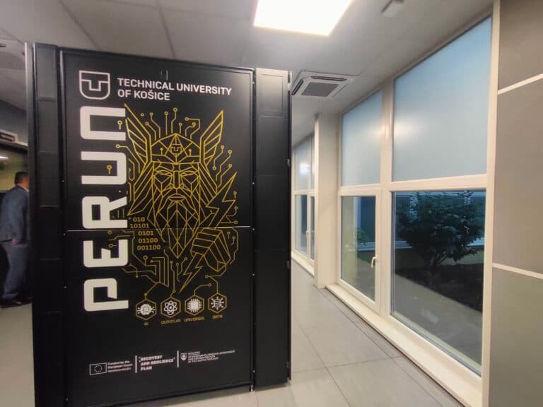 V Košiciach spustili superpočítač PERUN. Posunie nás medzi technologicky vyspelé krajiny