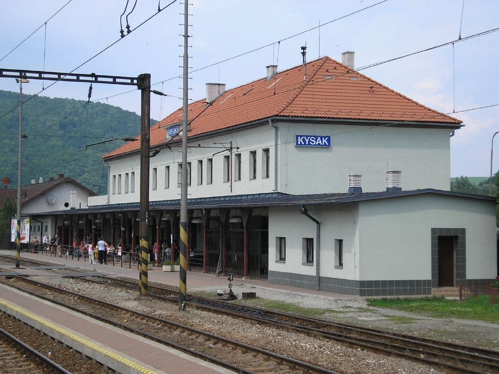 Ďalšie nešťastie na železnici, muža v Kysaku zasiahol elektrický prúd