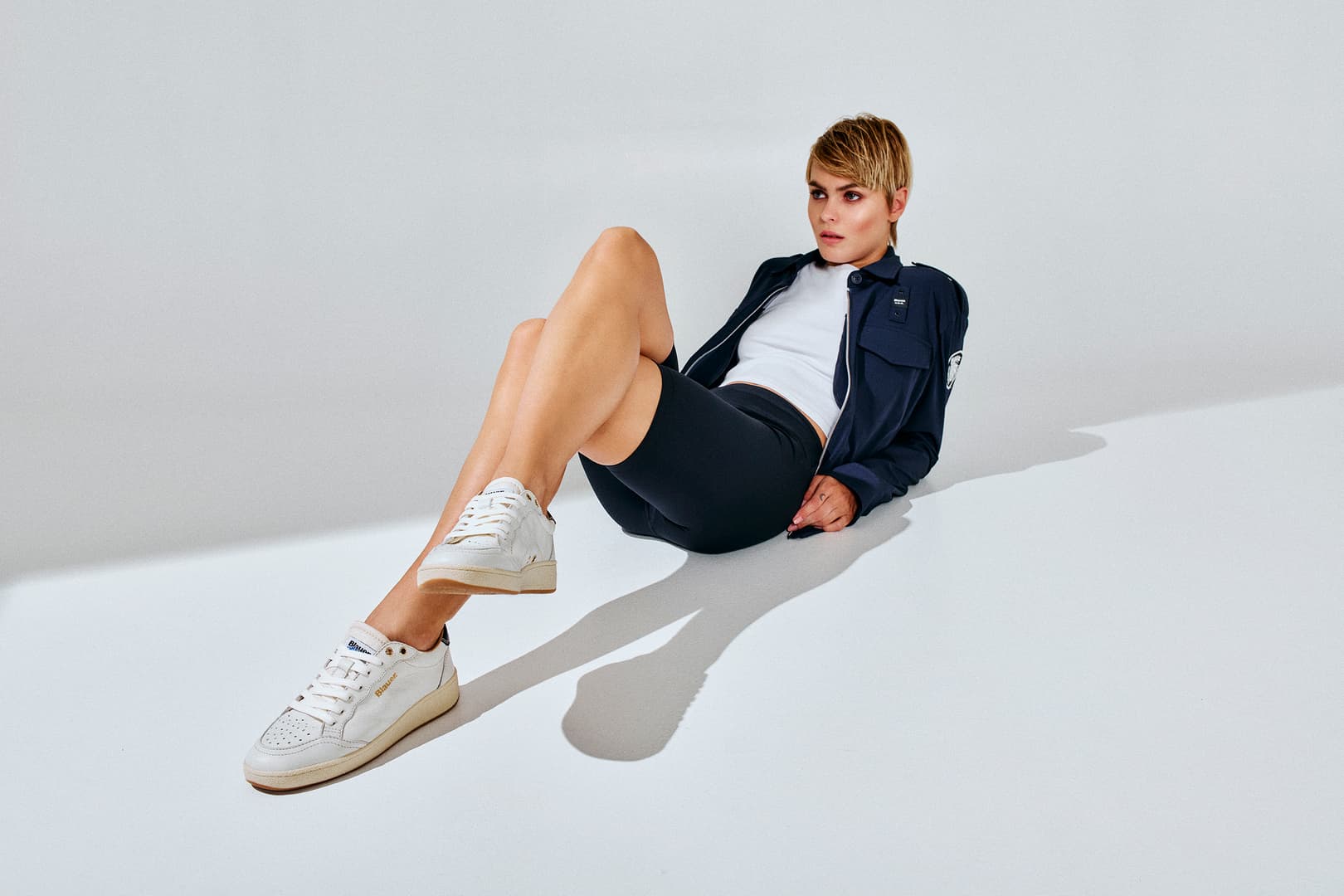 Fotografia k súvisiacemu článku Čo si obliecť k širokým nohaviciam? Tipy na štýlové outfity na každú príležitosť