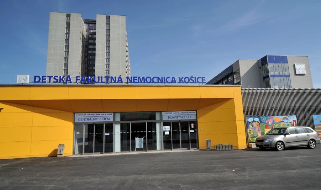 DFN Košice je jedným z centier na monitorovanie nežiaducich účinkov vakcín