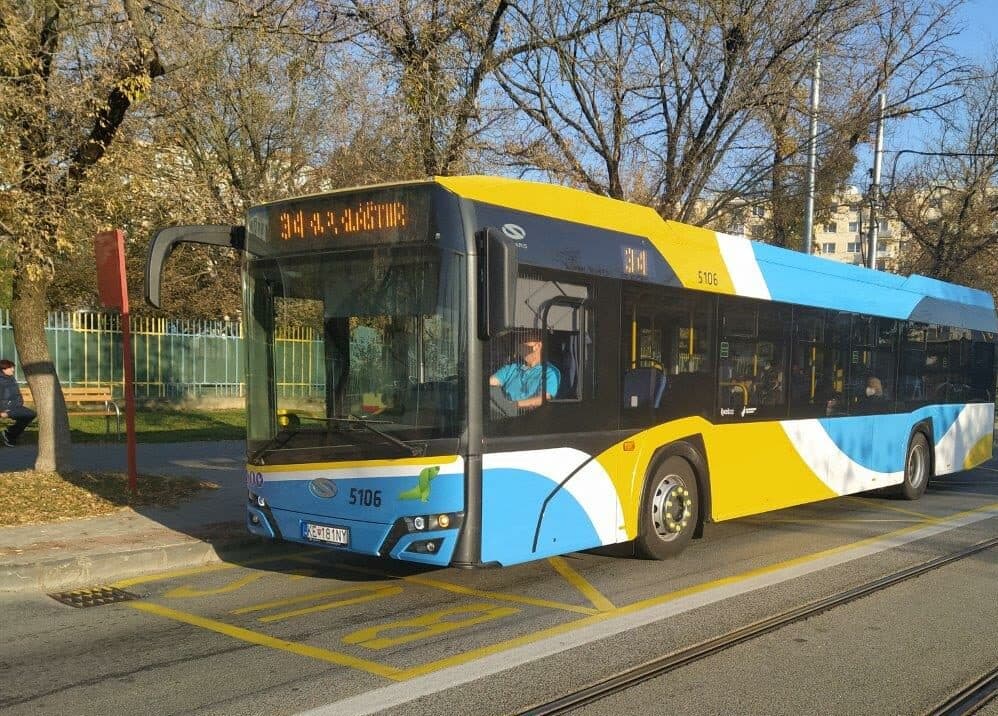 Na Slaneckej ceste bude okrem dopravy obmedzená aj MHD