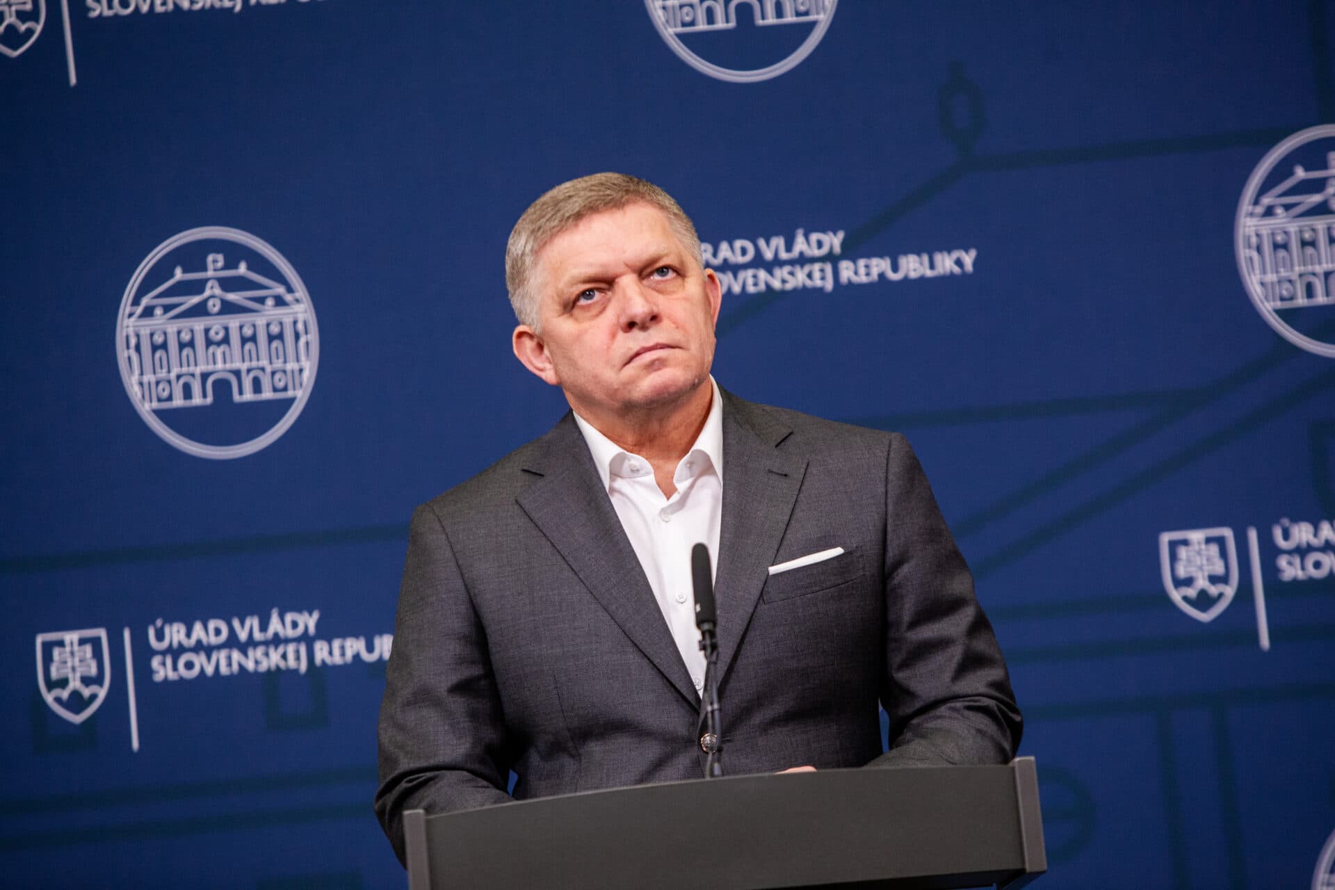 Premiér sa vyjadril k protestom aj k schváleným návrhom poslancov