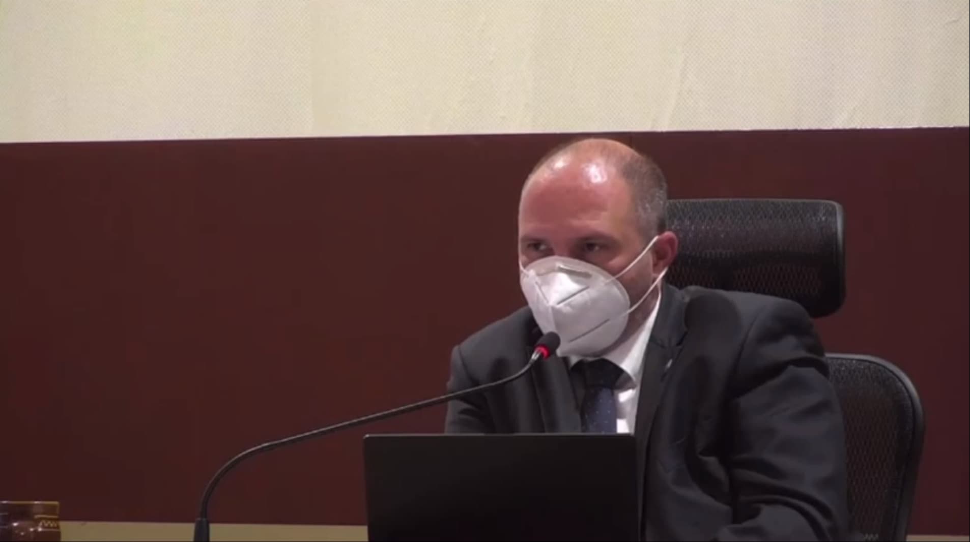 Mesto ide meniť svoj štatút. Po upozornení na nezákonnosť
