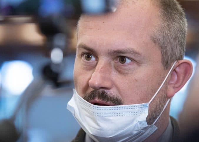 Predseda ĽSNS čelí trestnému oznámeniu od exmanželky