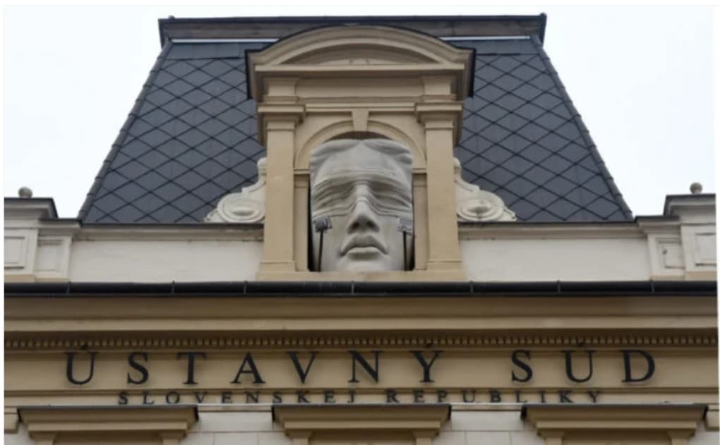 Exekúciu voči mestu v spore s EEI Ústavný súd SR pozastavil