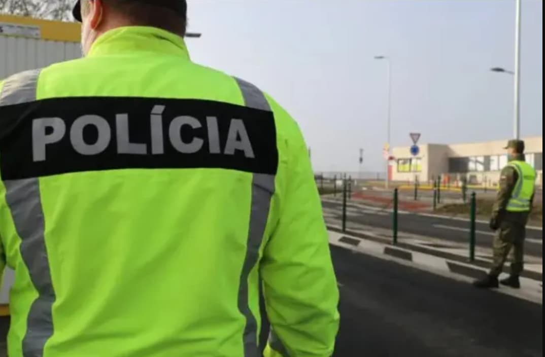 Hraničná polícia zadržala štyroch Nepálčanov