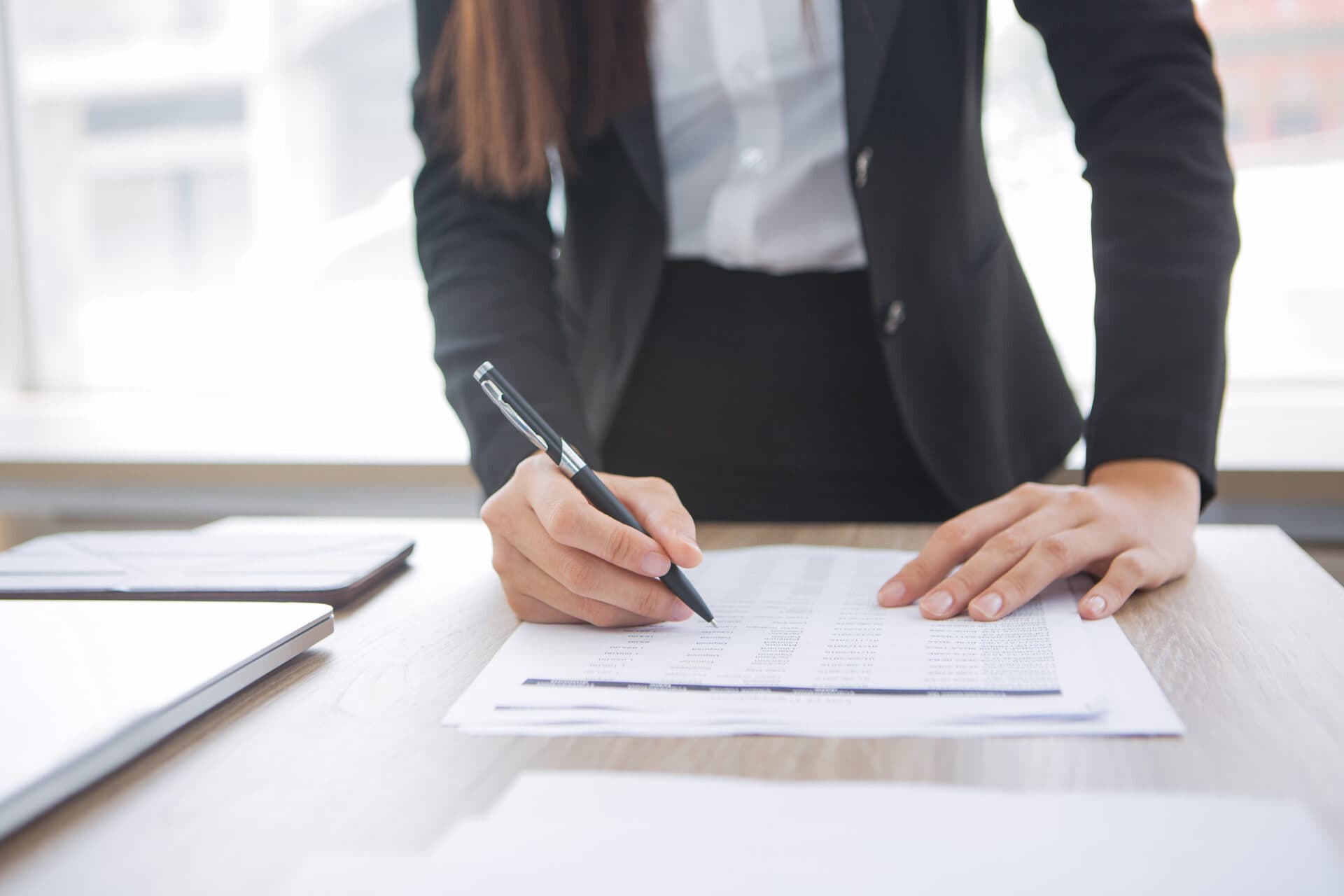 Rezort vnútra chce znížiť administratívnu záťaž pre cudzincov žiadajúcich o pobyt v SR