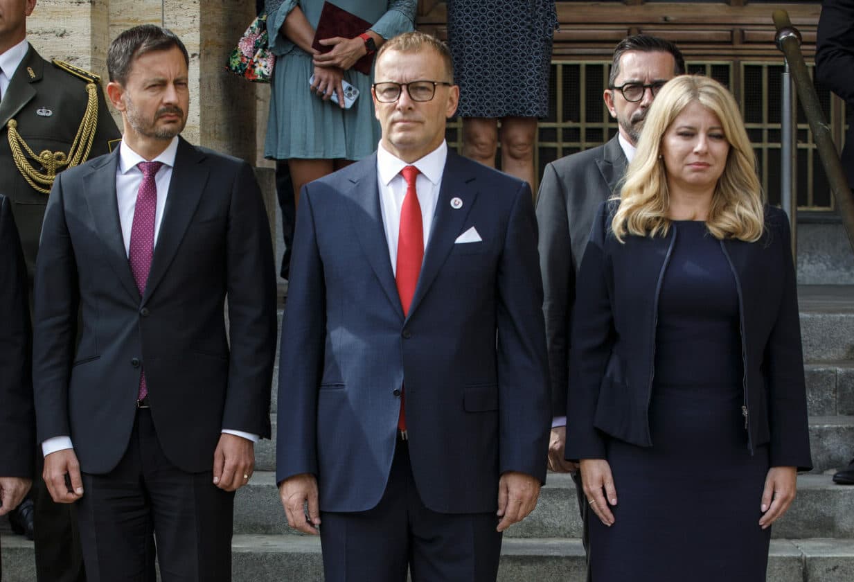 Čaputová, Heger a Kollár chcú koaličnú krízu vyriešiť čo najskôr
