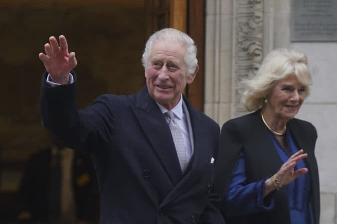 ŠOKUJÚCA SPRÁVA: Britskému kráľovi Karolovi III. diagnostikovali rakovinu