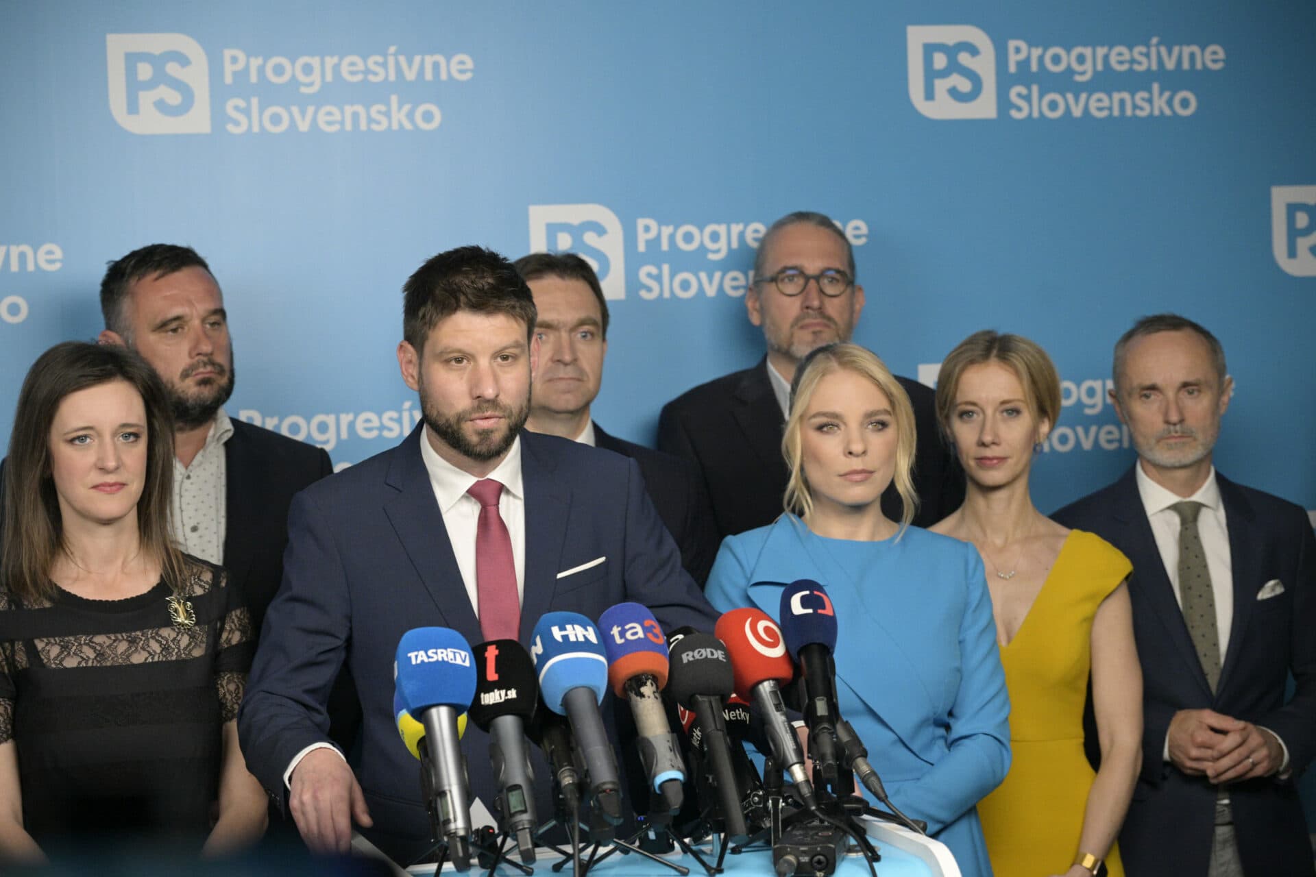 PS to V DISKUSII o vodárňach SCHYTÁVA z každej strany. NESÚHLASÍ s ním AVS, Klub 500 ani AZZZ