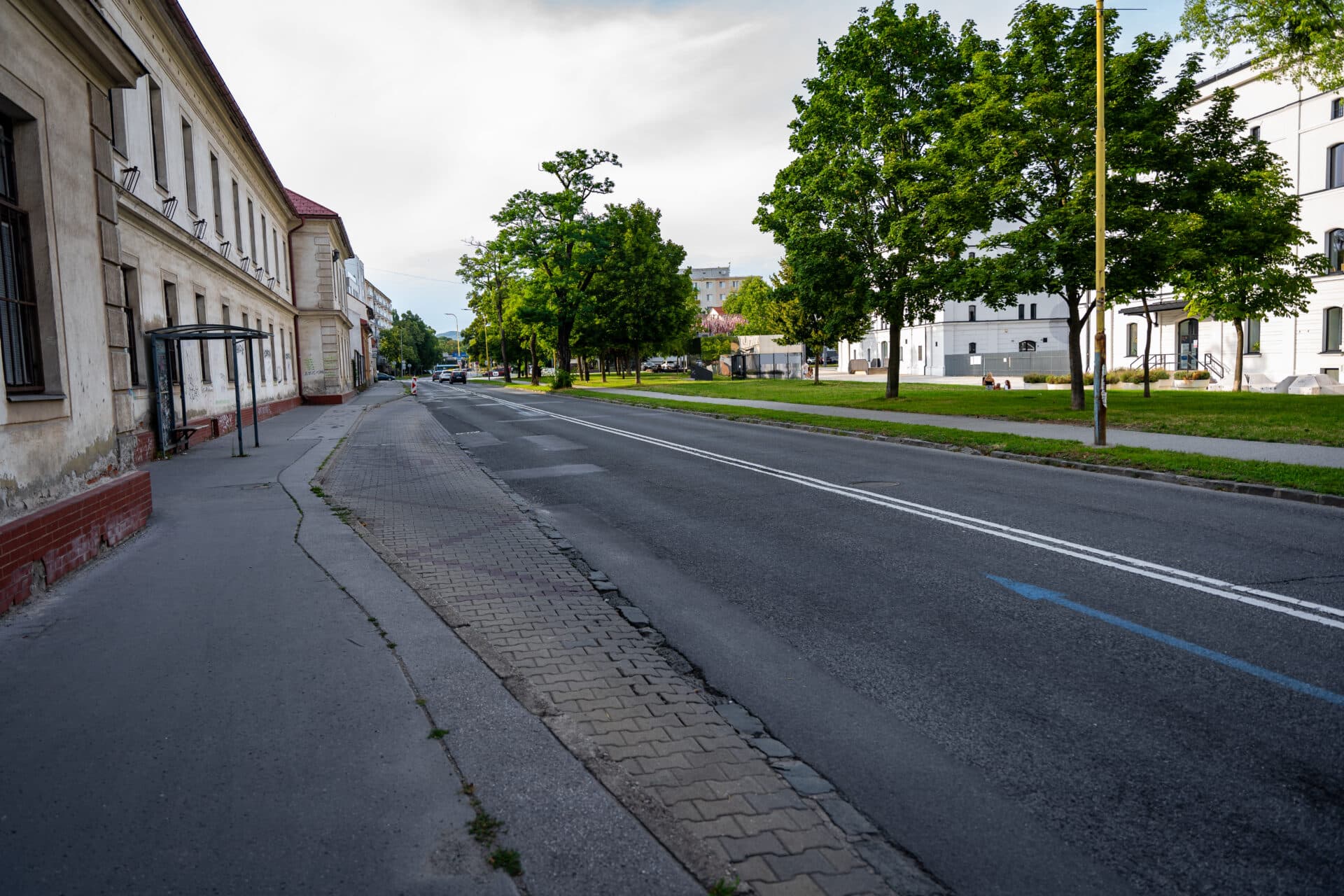 Súvislá oprava Rastislavovej ulice prinesie nový asfalt a obmedzenia v doprave